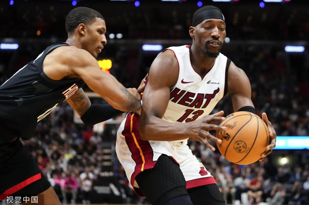 米兰vs费耶诺德首发预测：莱奥、圣地亚哥出战，普利希奇替补.