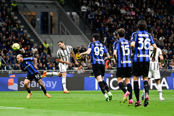 啥逻辑？曼联近况不佳新高层要弗爵爷负责 英超13冠带来太大压力.